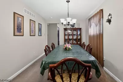 100 Coachman Dr, Florence Township, NJ 08505 - Photo 14