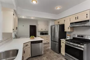 12 Marquette Rd, Montclair, NJ 07043 - Photo 14