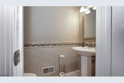 66 Whimble Ct, Wayne, NJ 07470 - Photo 12