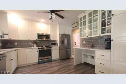 52 Hillside Ave, Mine Hill, NJ 07803 - Photo 10
