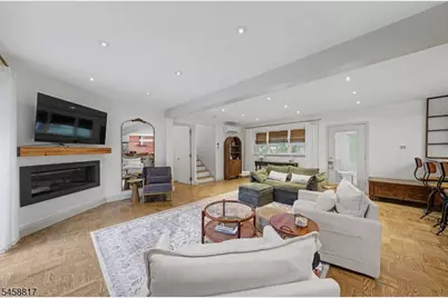 120 E Shawnee Trl, Jefferson Township, NJ 07849 - Photo 8