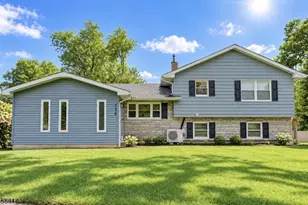 120 E Shawnee Trail, Jefferson Township, NJ 07849 - Photo 1
