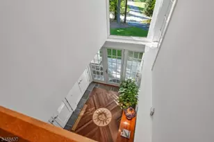 16 Holmehill Ln, Roseland, NJ 07068 - Photo 16