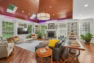 16 Holmehill Ln, Roseland, NJ 07068 - Photo 6
