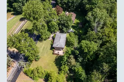 102 Andover Sparta Rd, Andover Township, NJ 07860 - Photo 24