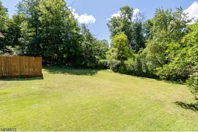 102 Andover Sparta Rd, Andover Township, NJ 07860 - Photo 22