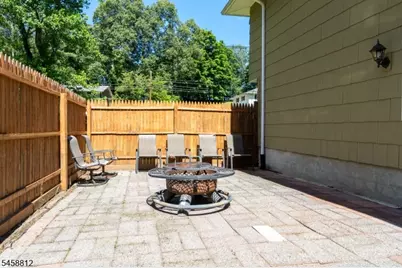 102 Andover Sparta Rd, Andover Township, NJ 07860 - Photo 16