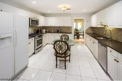 52 Jesse Ct, Montville Township, NJ 07045 - Photo 14