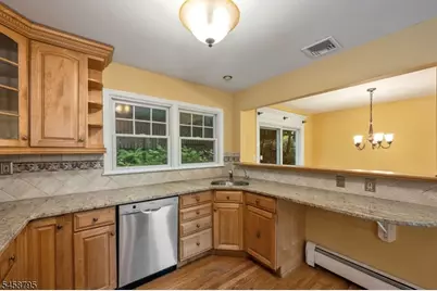 62 Burnham Pkwy, Morris Township, NJ 07960 - Photo 12