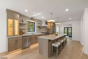 34 Pine Terrace, Millburn, NJ 07078 - Photo 8