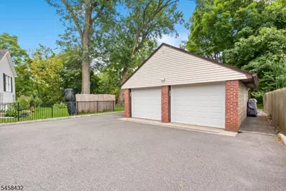 314 Lincoln Ave E, Cranford Township, NJ 07016 - Photo 32