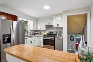 30 James St, Montclair, NJ 07042 - Photo 6