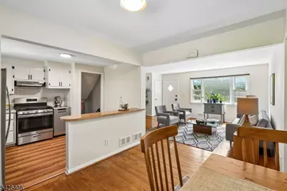 30 James St, Montclair, NJ 07042 - Photo 8
