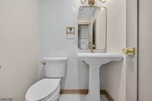 15 Elberta Rd, Maplewood, NJ 07040 - Photo 26