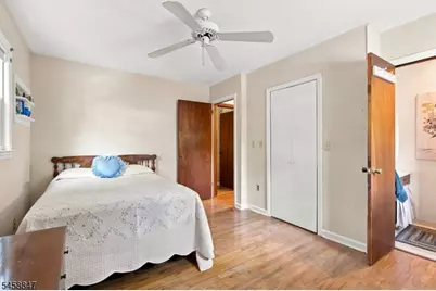 2 Mohican Trl, Jefferson Township, NJ 07438 - Photo 6