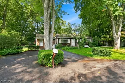 2 Mohican Trl, Jefferson Township, NJ 07438 - Photo 10