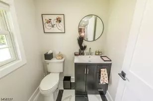 11 Malcolm Dr, Fairfield, NJ 07004 - Photo 24