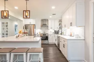 11 Malcolm Dr, Fairfield, NJ 07004 - Photo 6