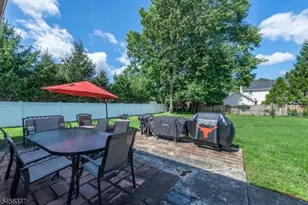 11 Malcolm Dr, Fairfield, NJ 07004 - Photo 28