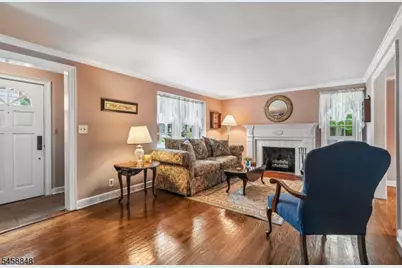 69 Newman Ave, Verona Twp., NJ 07044 - Photo 8