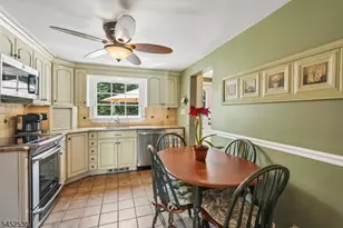 69 Newman Ave, Verona, NJ 07044 - Photo 16