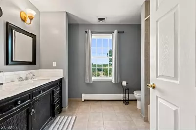 172 Rafkind Rd, Bloomingdale, NJ 07403 - Photo 32