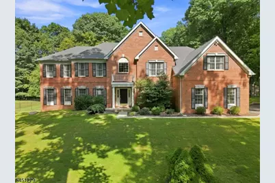 39 Ascot Dr, Washington Township, NJ 07853 - Photo 1