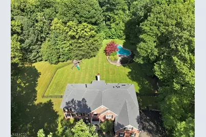 39 Ascot Dr, Washington Township, NJ 07853 - Photo 4