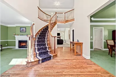 39 Ascot Dr, Washington Township, NJ 07853 - Photo 6