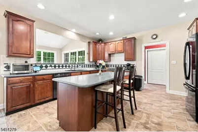 39 Ascot Dr, Washington Township, NJ 07853 - Photo 12
