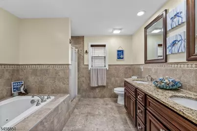 39 Paterson Ave, Clifton, NJ 07014 - Photo 24