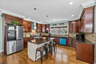 39 Paterson Ave, Clifton, NJ 07014 - Photo 12