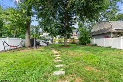 39 Paterson Ave, Clifton, NJ 07014 - Photo 40