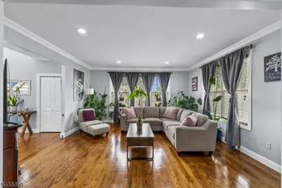 39 Paterson Ave, Clifton, NJ 07014 - Photo 6