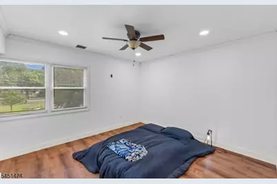 20 Shawnee Rd, Hopatcong, NJ 07843 - Photo 20