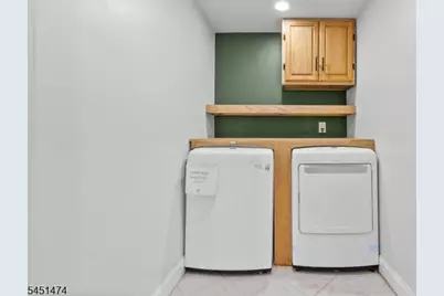 20 Shawnee Rd, Hopatcong, NJ 07843 - Photo 18