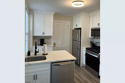 53 Budd St 1st Floor, Morristown, NJ 07960 - Photo 8