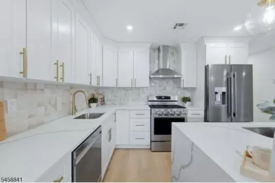 2209 Wood Ave, Roselle, NJ 07203 - Photo 6