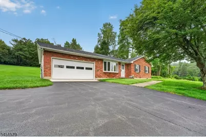 400 Bellis Road, Holland Township, NJ 08804 - Photo 2