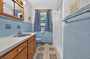 400 Bellis Rd, Holland Township, NJ 08804 - Photo 14