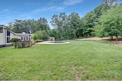 525 Johnston Dr, Watchung, NJ 07069 - Photo 46