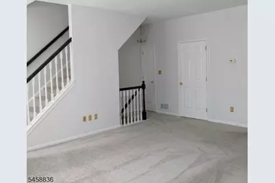 102 George Wilson Blvd, Flemington, NJ 08822 - Photo 4