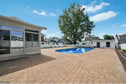 2574 Allen Ave, Union Township, NJ 07083 - Photo 24