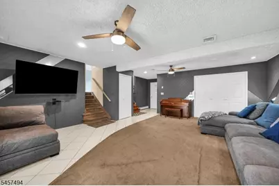 2574 Allen Ave, Union Township, NJ 07083 - Photo 6