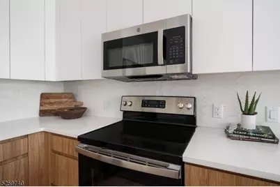 28 Irvine Turner Blvd #209, Newark, NJ 07103 - Photo 10