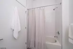 44 Irvine Turner Blvd, Newark, NJ 07103 - Photo 16