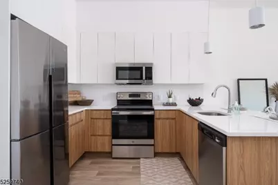 28 Irvine Turner Blvd #209, Newark, NJ 07103 - Photo 8