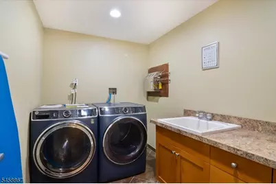 567 Mountain Ave, Springfield, NJ 07081 - Photo 14