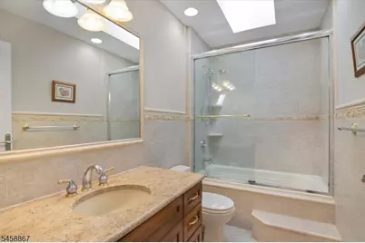 567 Mountain Ave, Springfield, NJ 07081 - Photo 16
