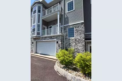 17 Hook Mt Rd #002, Montville Township, NJ 07058 - Photo 2